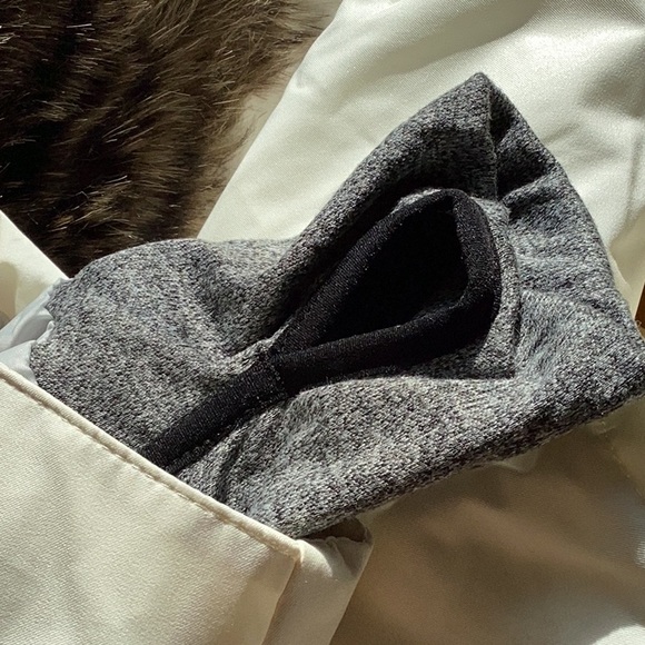 NWT ROXY CREAM AND PINK QUINN SNOWBOARD JACKET SIZE L - Picture 12 of 12